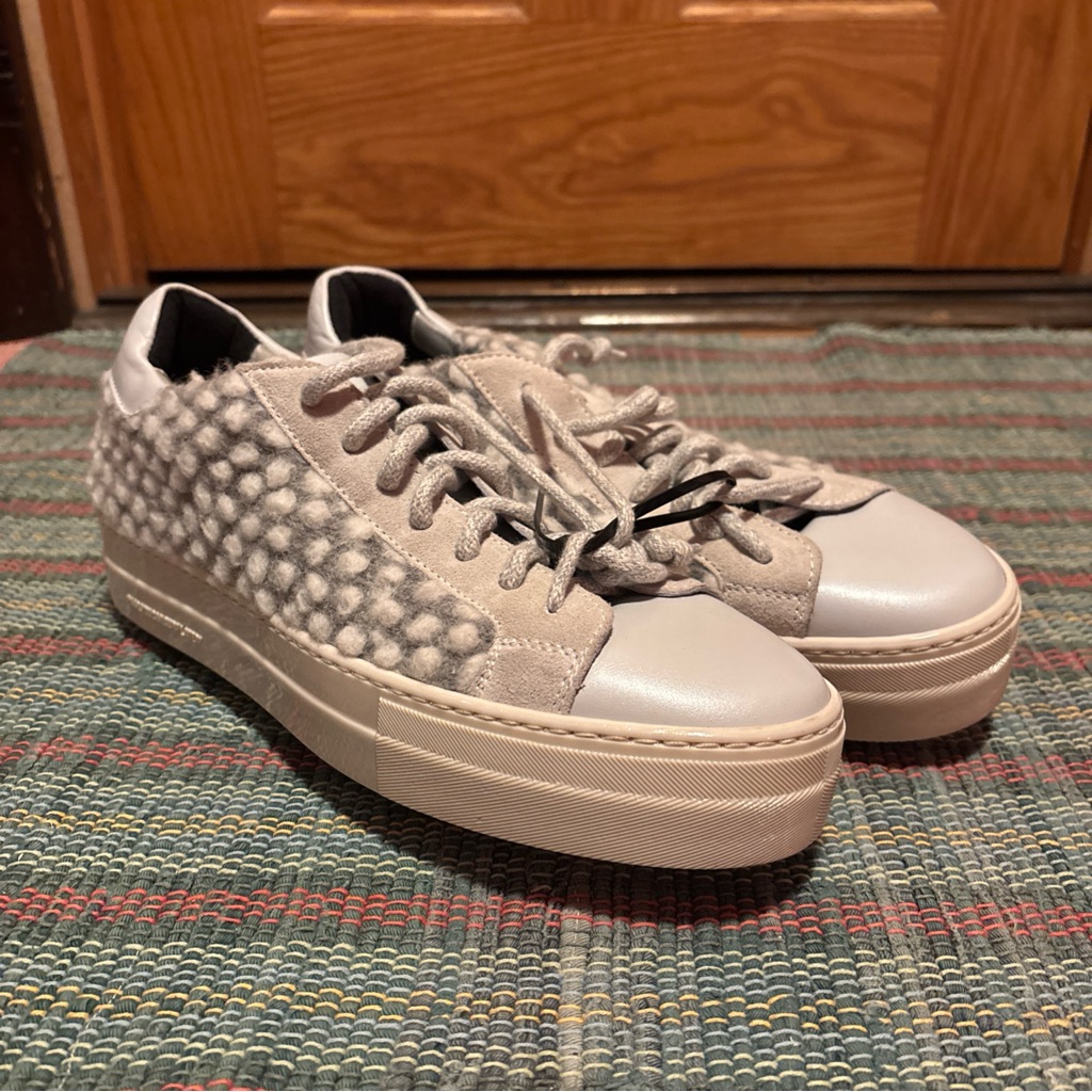 P448 Womens White Thea Bubble Toe Sneakers Shoes 43/12 Nwob Wool
